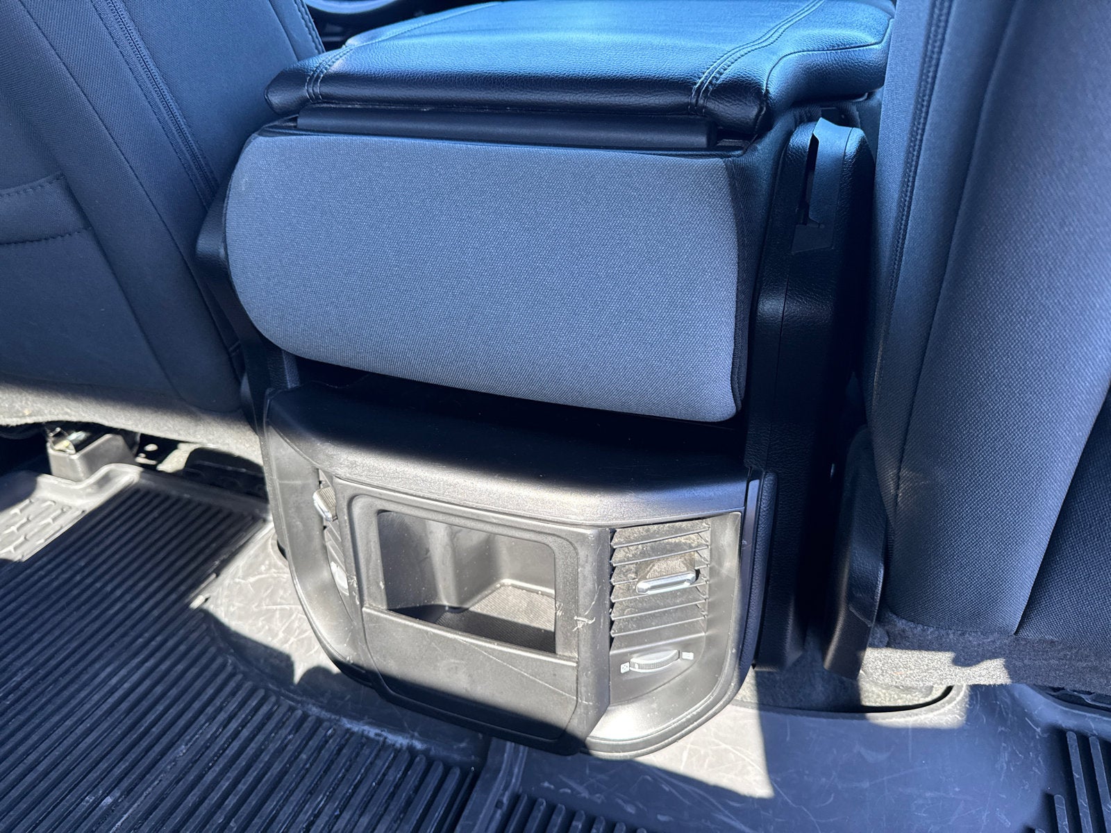 2023 RAM 1500 Big Horn Crew Cab 4x2 5'7" Box