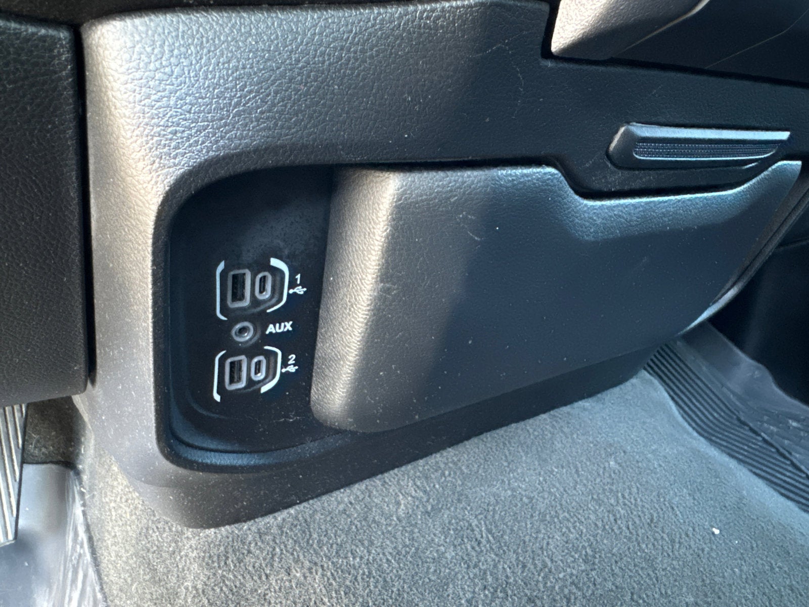 2023 RAM 1500 Big Horn Crew Cab 4x2 5'7" Box