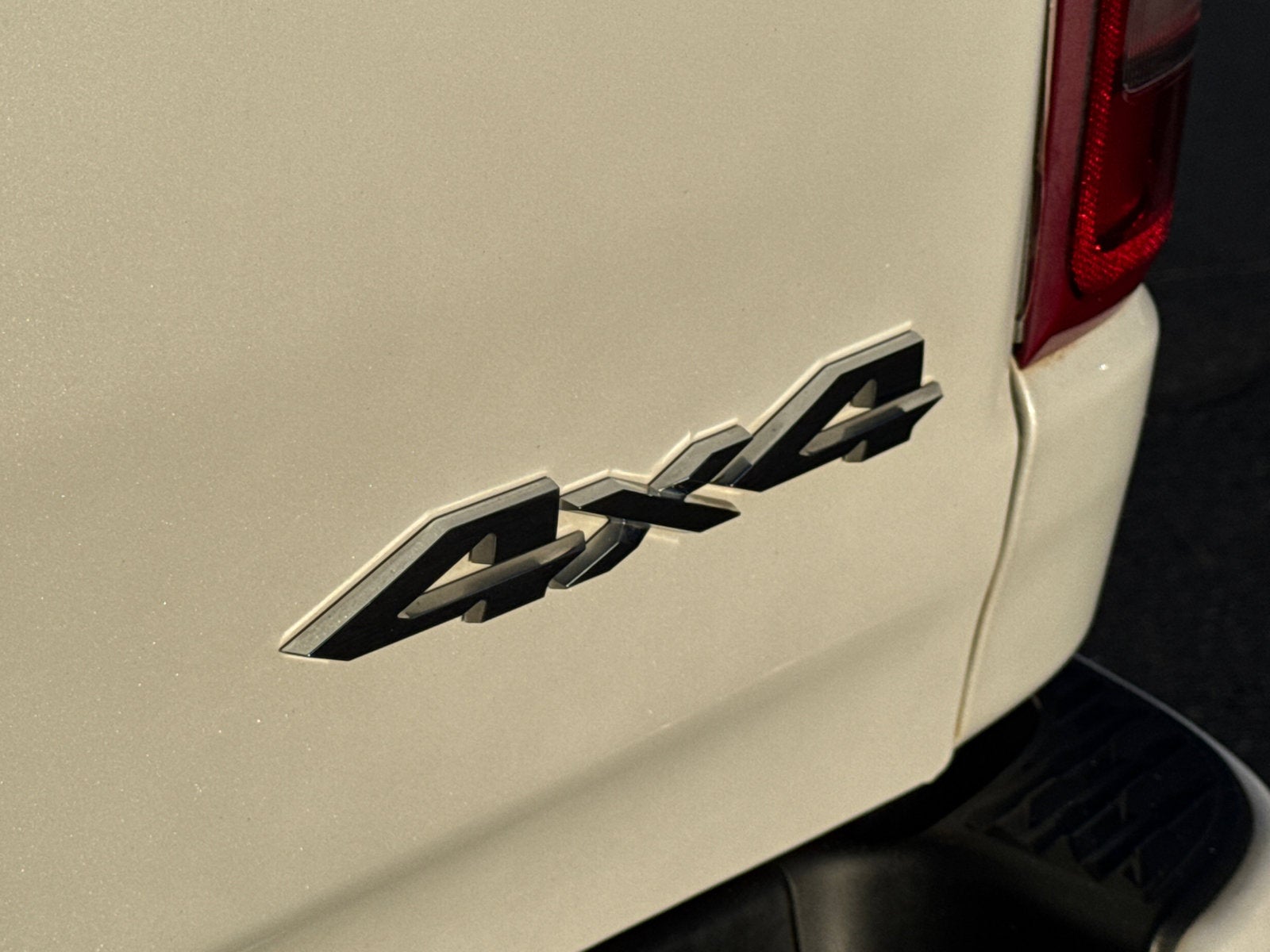 2023 RAM 1500 Limited Crew Cab 4x4 5'7" Box