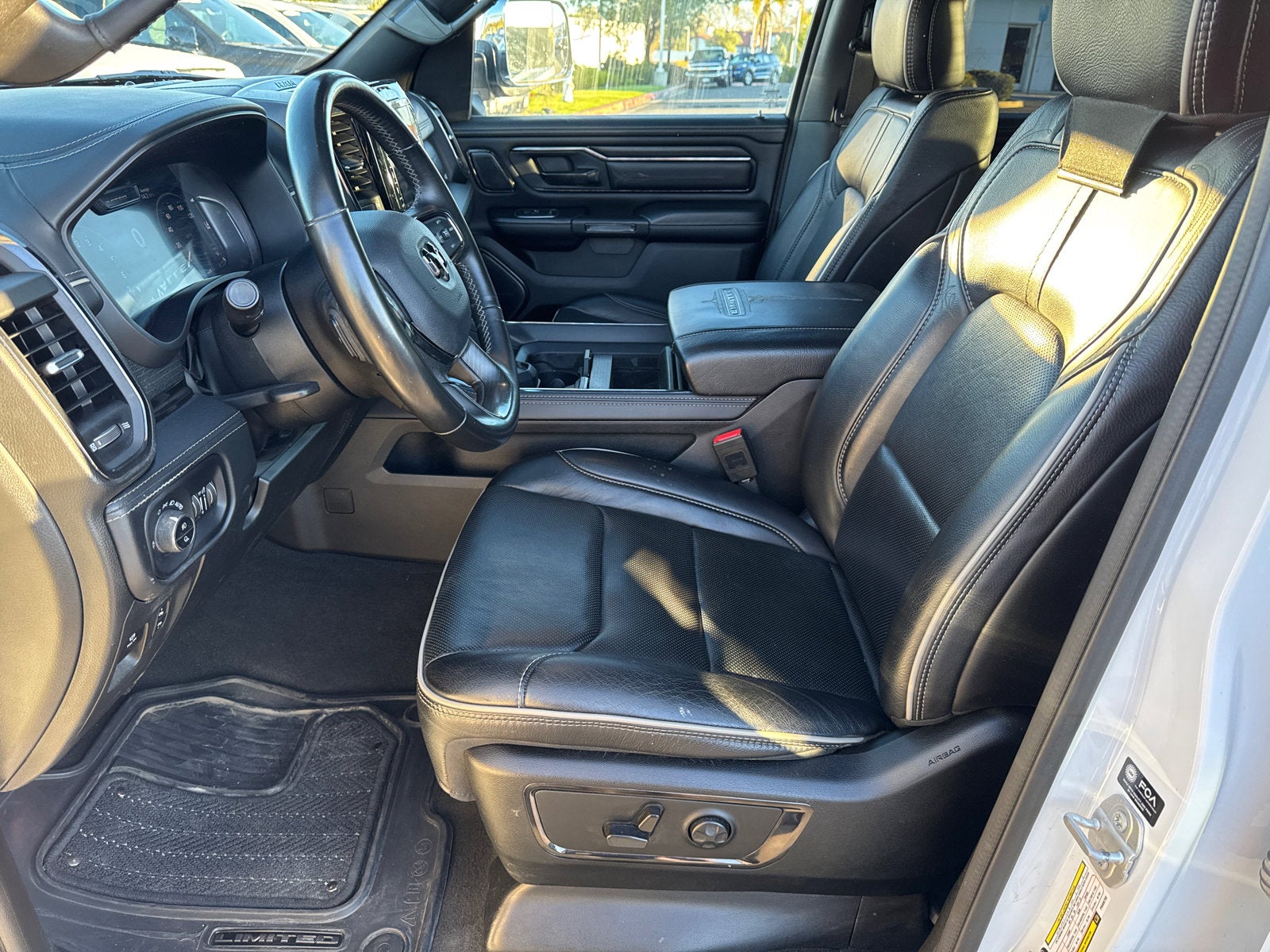 2023 RAM 1500 Limited Crew Cab 4x4 5'7" Box