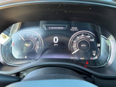 2023 RAM 1500 Limited Crew Cab 4x4 5'7" Box