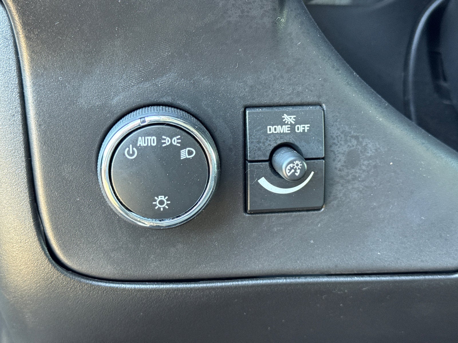 2025 GMC Savana Cutaway 3500 1WT