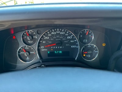 2025 GMC Savana Cutaway 3500 1WT