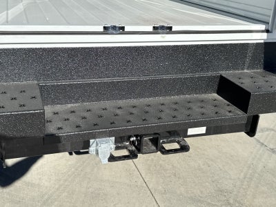 2025 GMC Savana Cutaway 3500 1WT