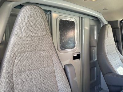 2025 GMC Savana Cutaway 3500 1WT