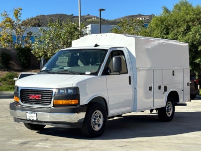 2025 GMC Savana Cutaway 3500 1WT