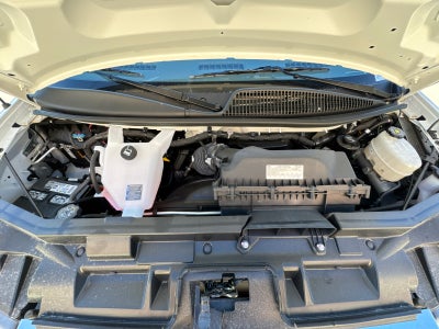 2025 GMC Savana Cutaway 3500 1WT