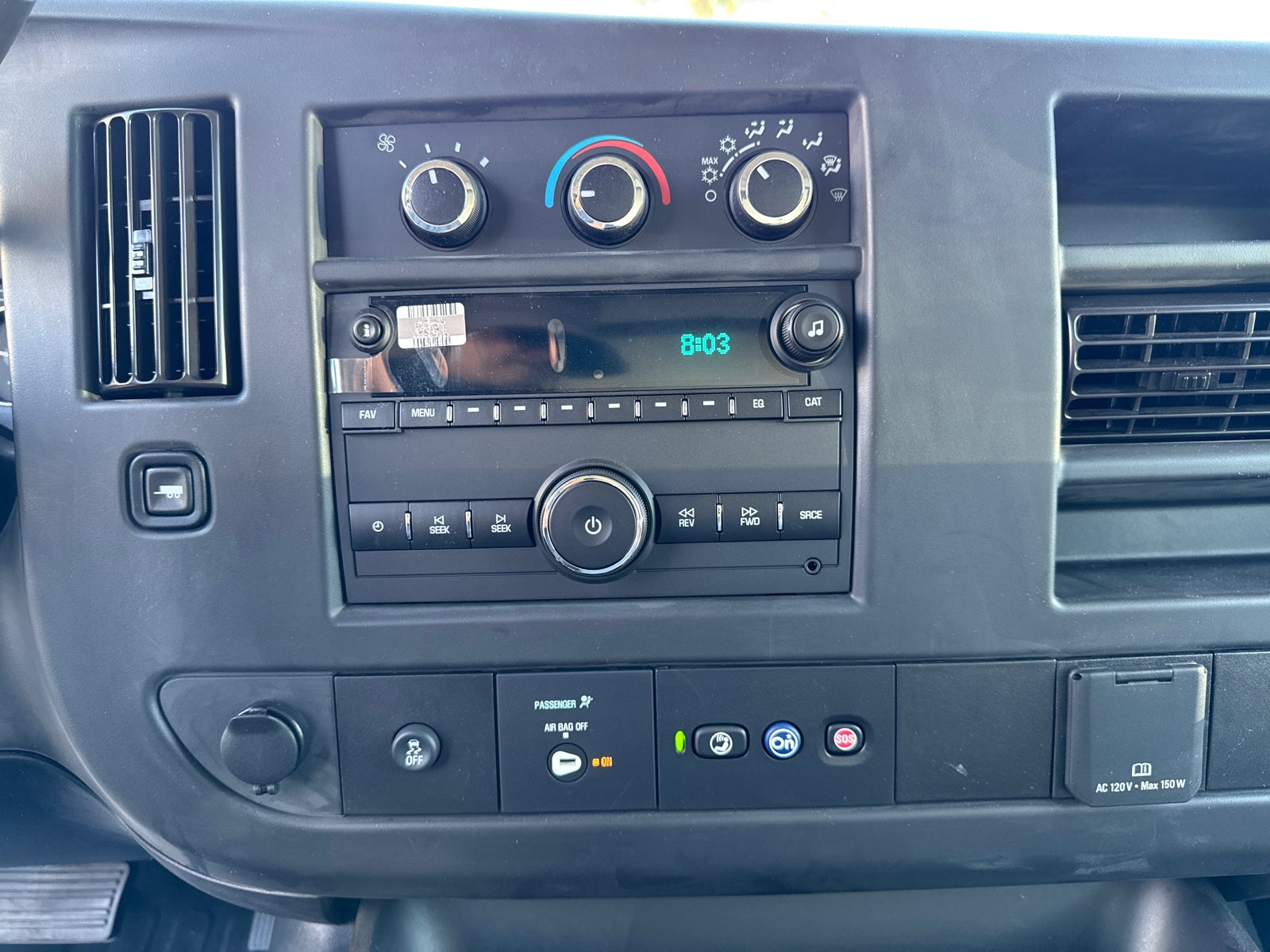 2025 GMC Savana Cutaway 3500 1WT