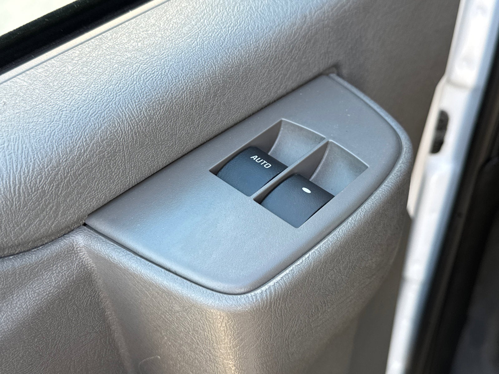 2025 GMC Savana Cutaway 3500 1WT