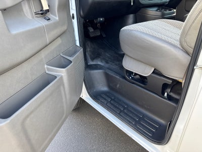 2025 GMC Savana Cutaway 3500 1WT