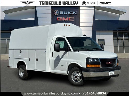 2025 GMC Savana Cutaway 3500 1WT