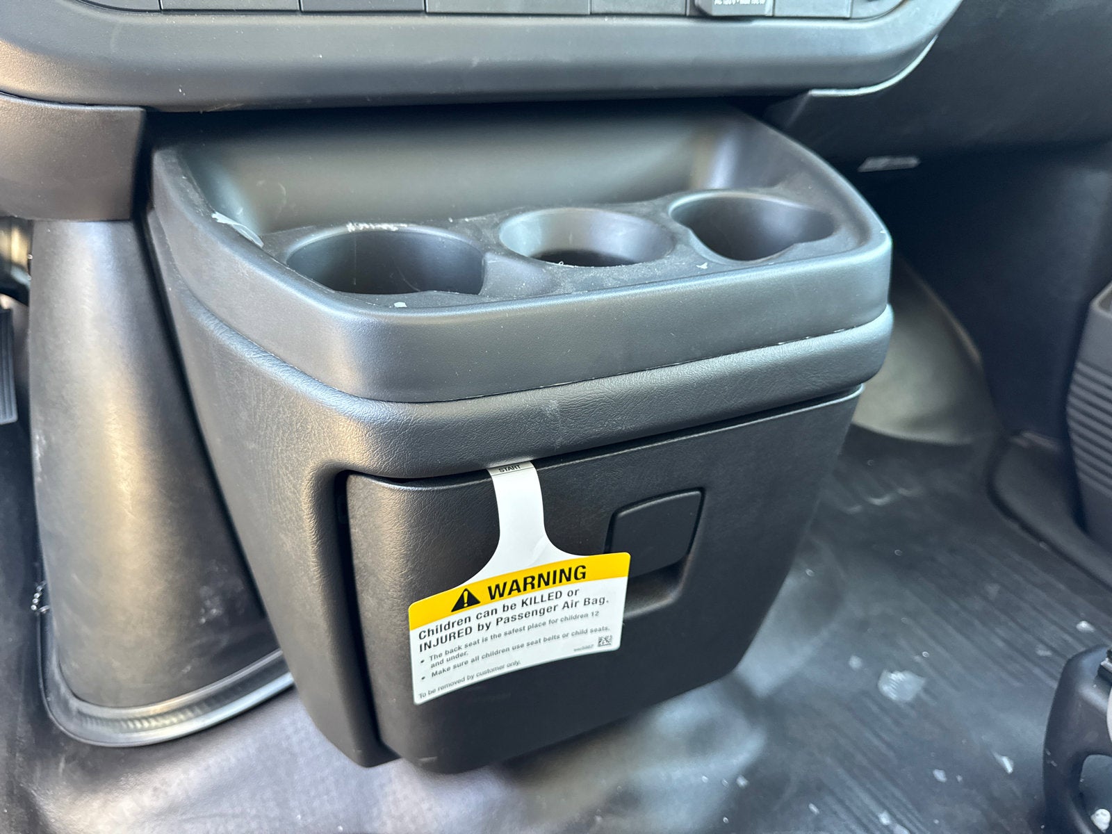 2025 GMC Savana Cutaway 3500 1WT