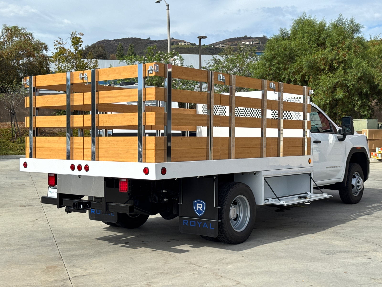 2026 GMC Sierra 3500 HD Chassis Cab Pro