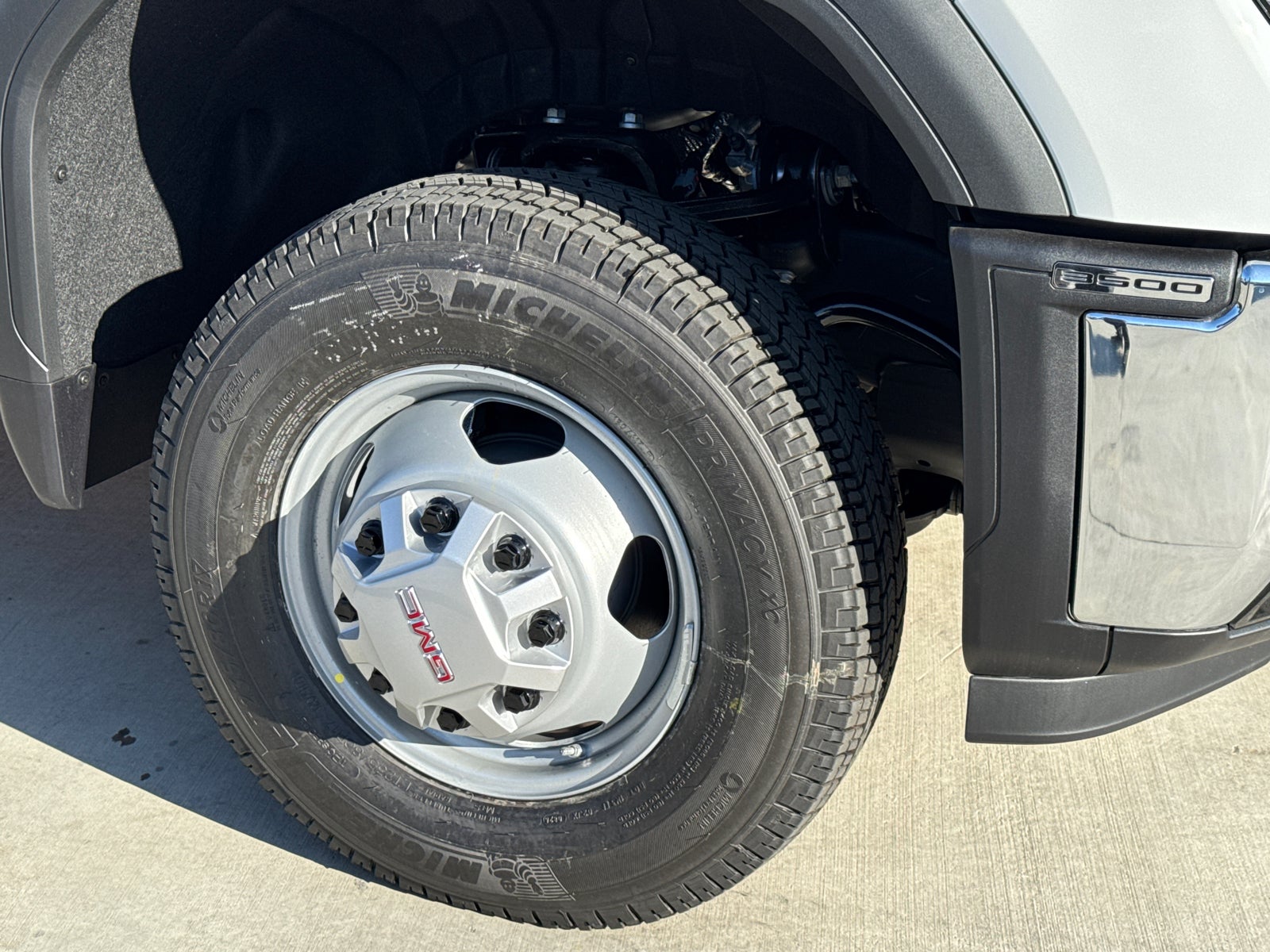 2026 GMC Sierra 3500 HD Chassis Cab Pro