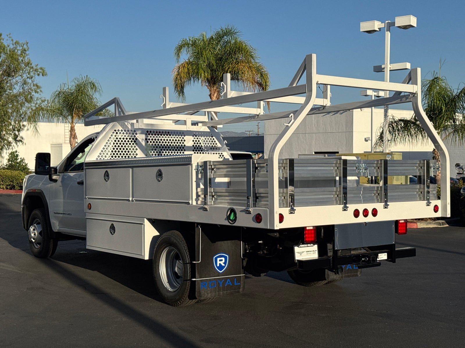 2026 GMC Sierra 3500 HD Chassis Cab Pro
