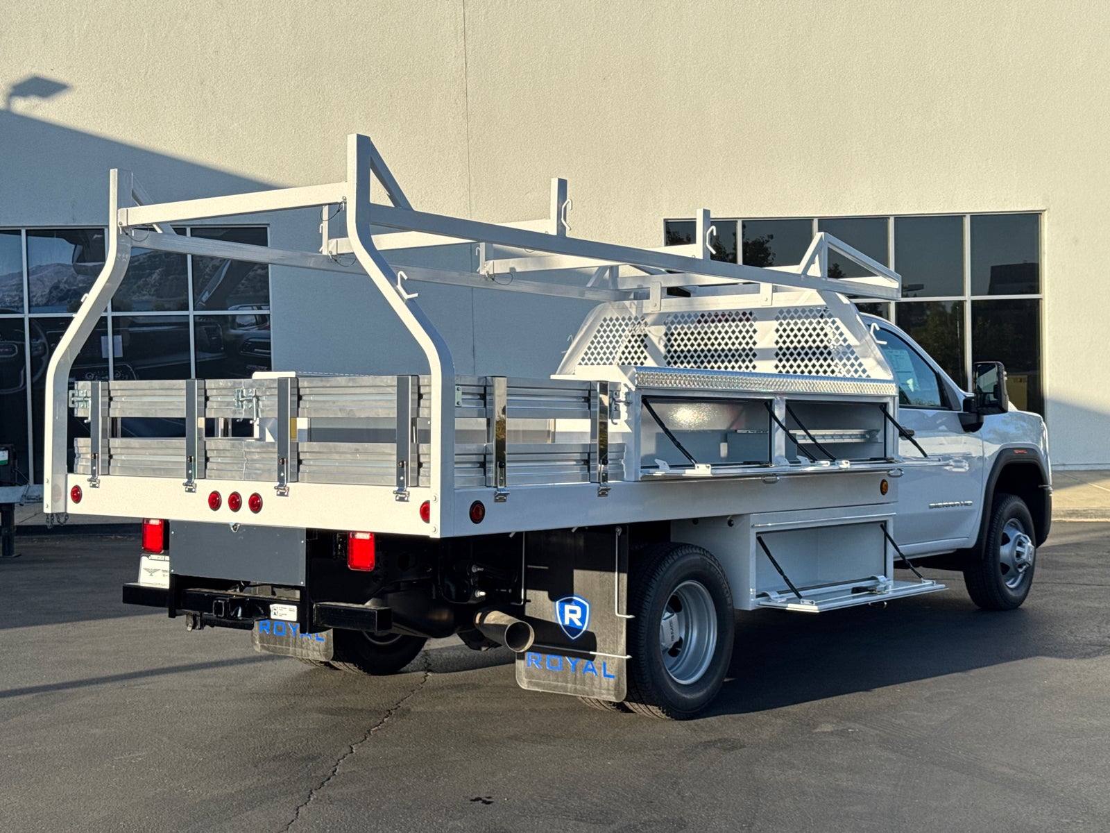 2026 GMC Sierra 3500 HD Chassis Cab Pro