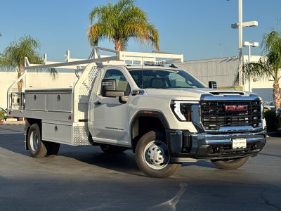 2026 GMC Sierra 3500 HD Chassis Cab Pro