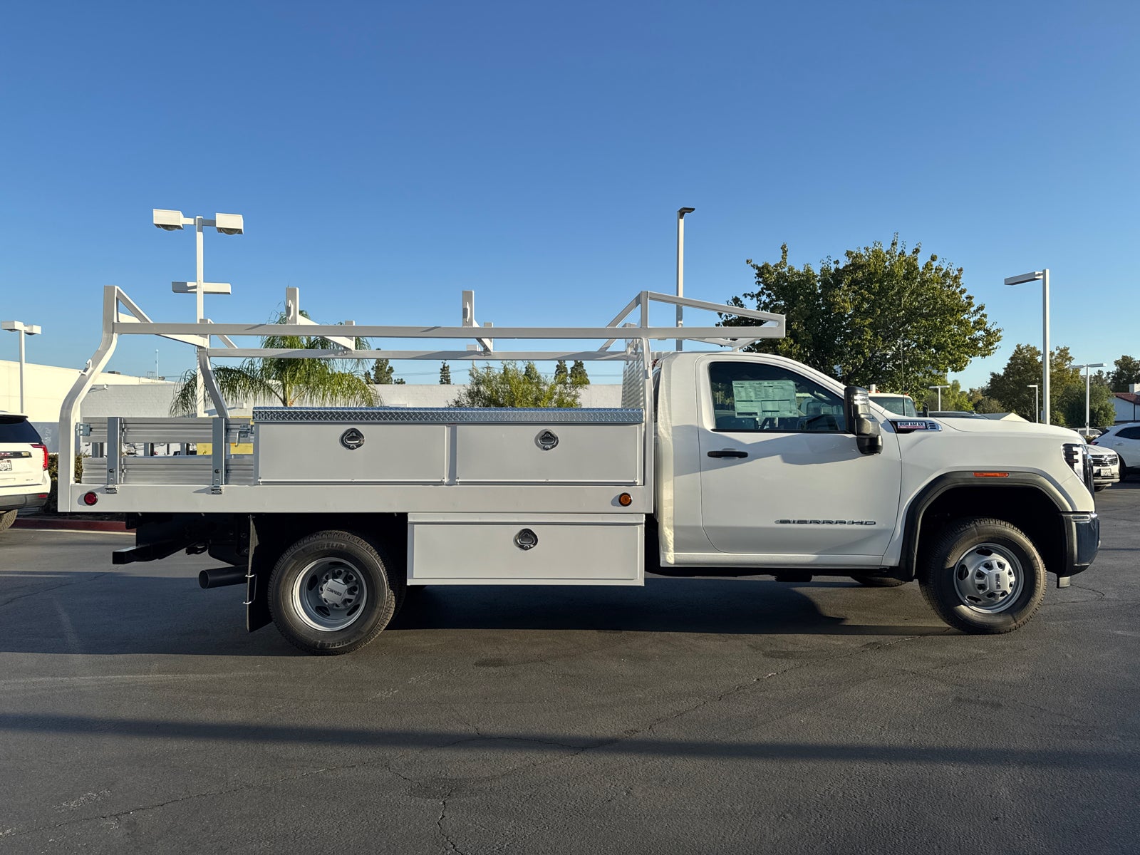 2026 GMC Sierra 3500 HD Chassis Cab Pro