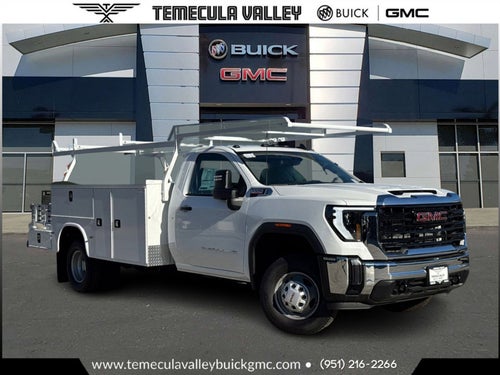 2025 GMC Sierra 3500 HD Chassis Cab Pro