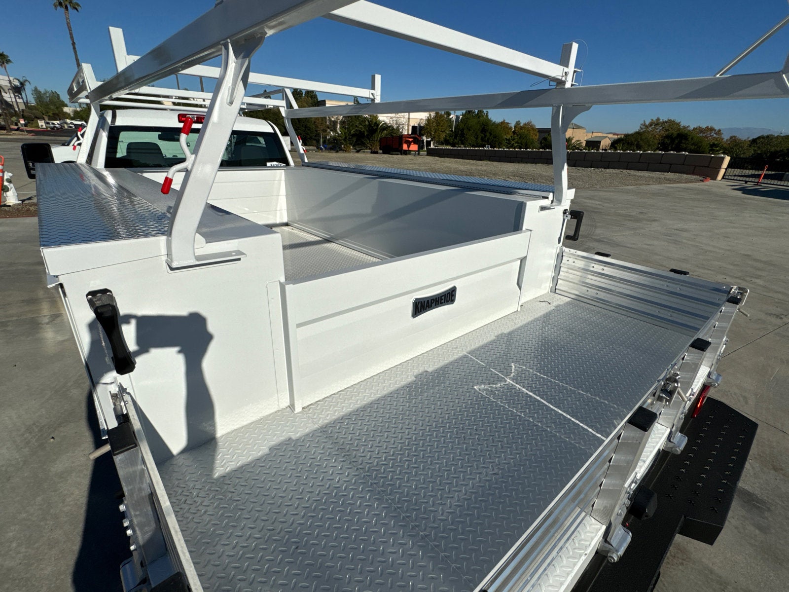 2025 GMC Sierra 3500 HD Chassis Cab Pro