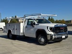 2025 GMC Sierra 3500 HD Chassis Cab Pro
