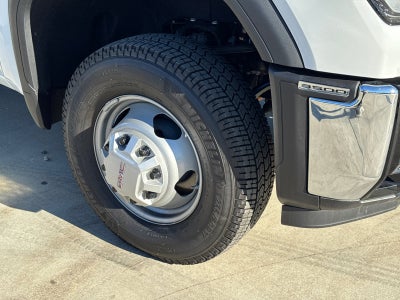 2025 GMC Sierra 3500 HD Chassis Cab Pro