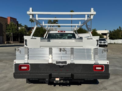 2025 GMC Sierra 3500 HD Chassis Cab Pro