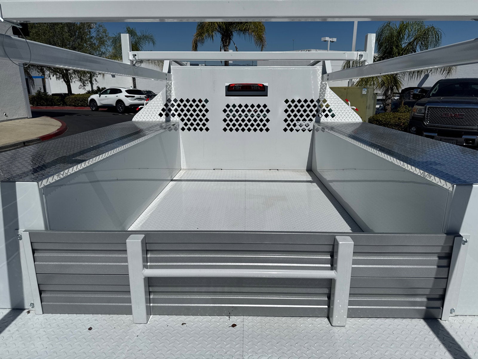 2025 GMC Sierra 3500 HD Chassis Cab Pro