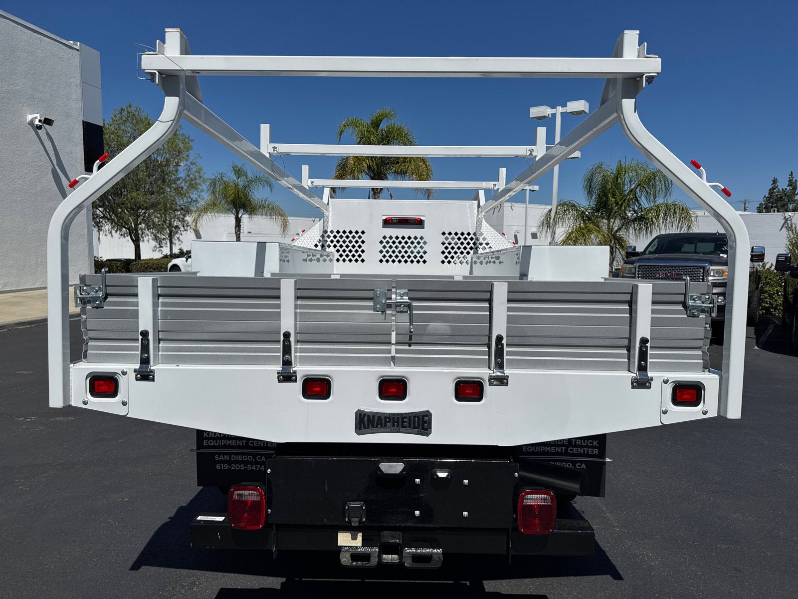2025 GMC Sierra 3500 HD Chassis Cab Pro
