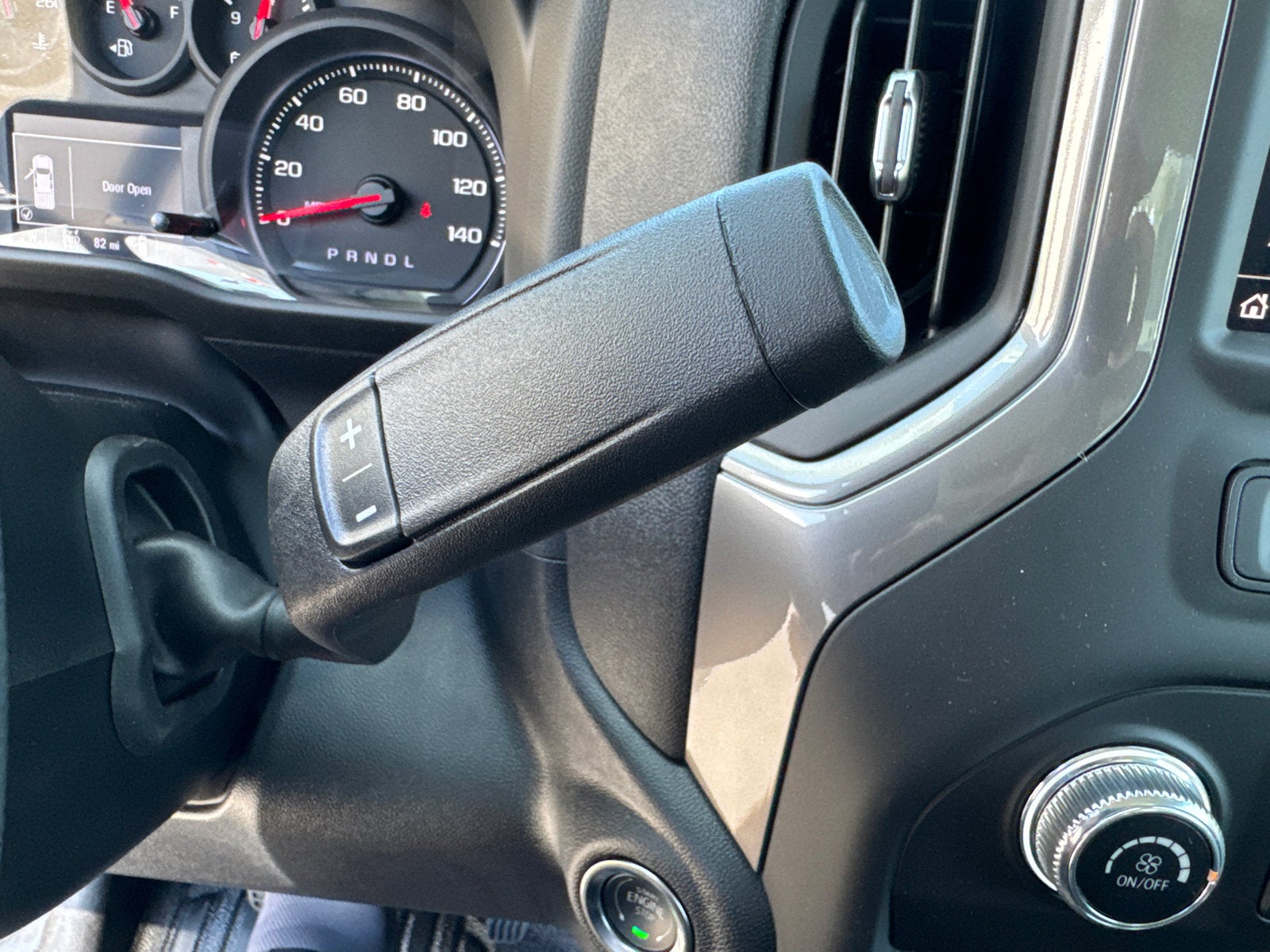 2025 GMC Sierra 3500 HD Chassis Cab Pro