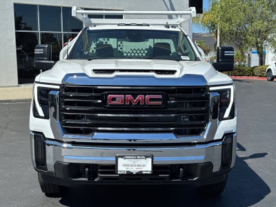 2025 GMC Sierra 3500 HD Chassis Cab Pro
