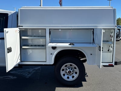 2024 GMC Sierra 3500 HD Pro