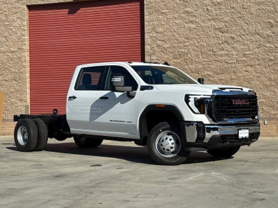 2026 GMC Sierra 3500 HD Chassis Cab Pro
