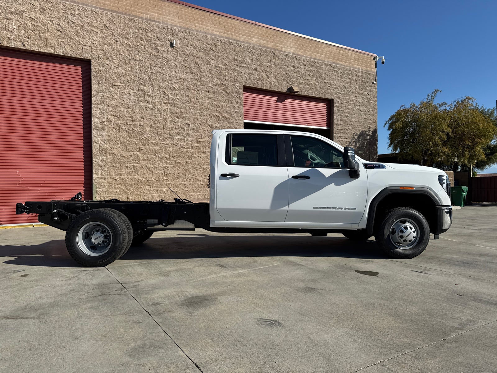 2026 GMC Sierra 3500 HD Chassis Cab Pro