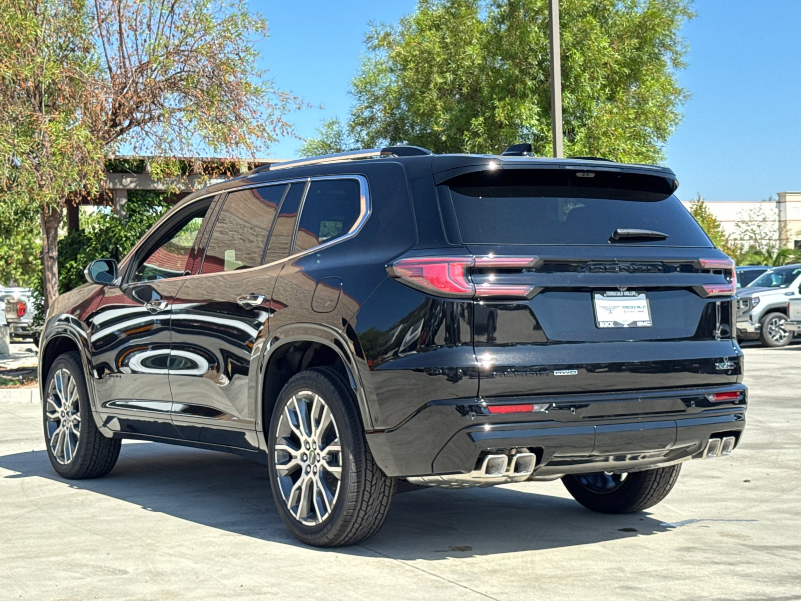 2027 GMC Acadia Denali Ultimate