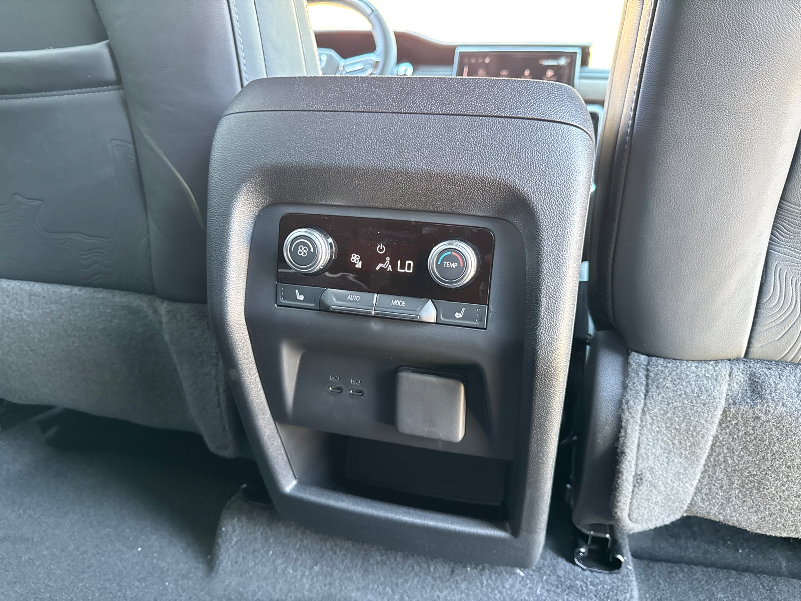 2027 GMC Acadia Denali Ultimate