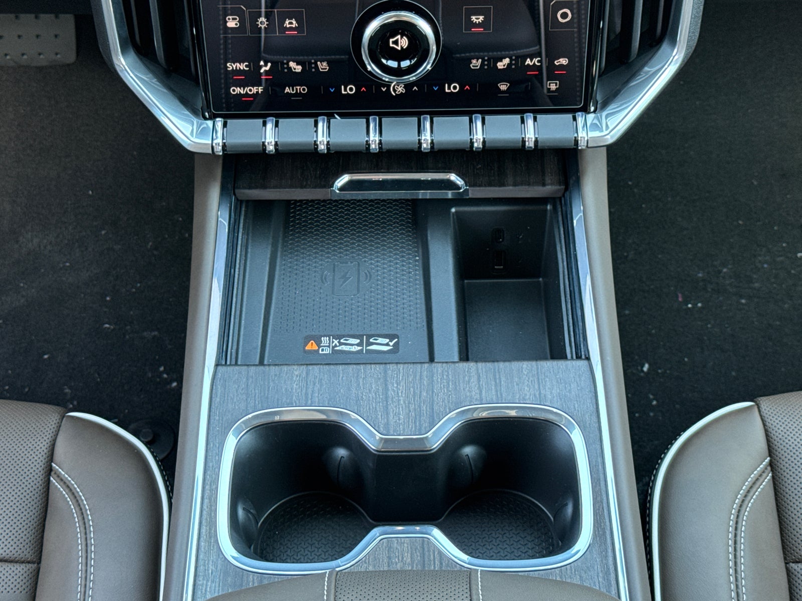 2027 GMC Acadia Denali Ultimate