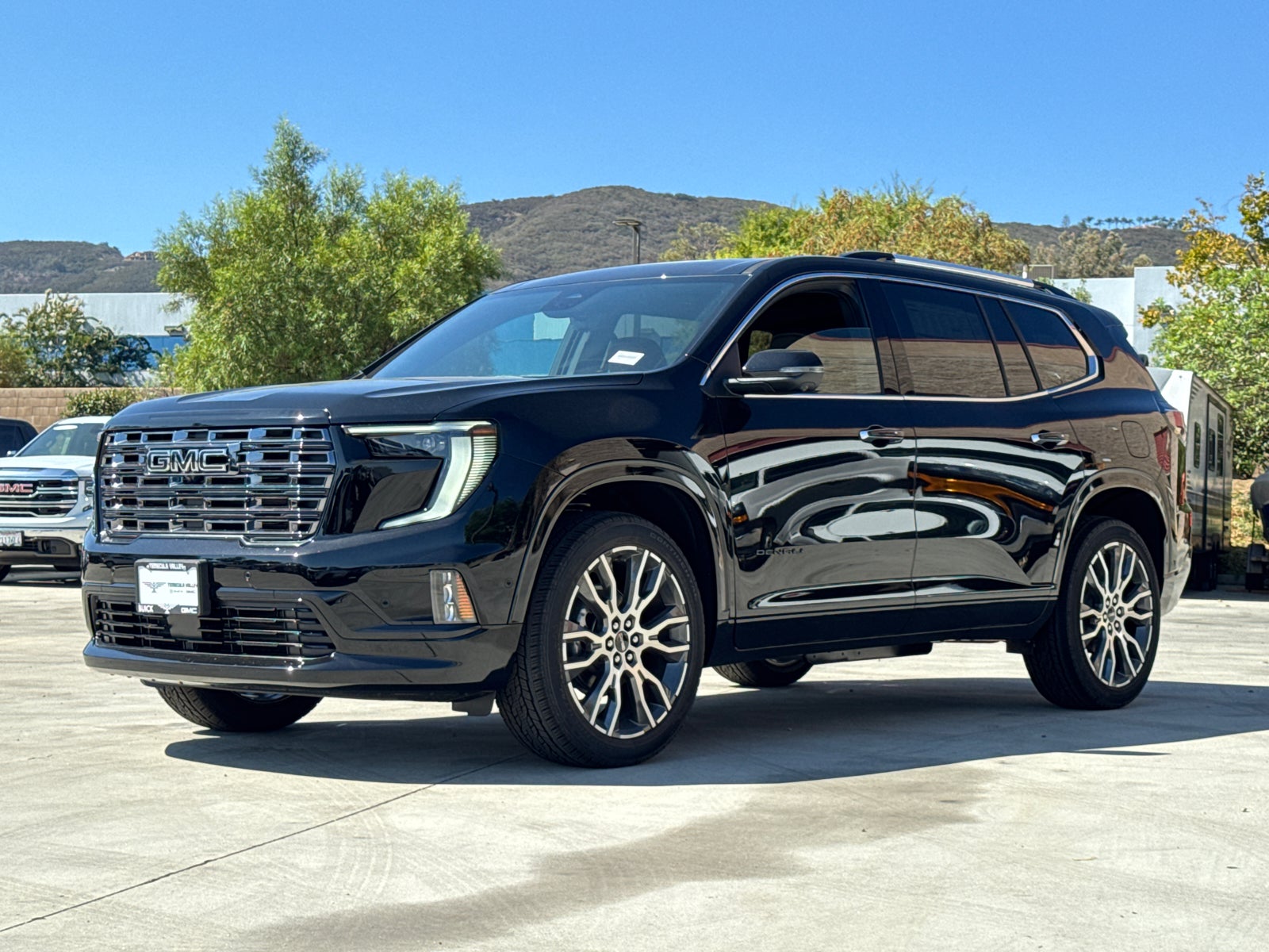 2027 GMC Acadia Denali Ultimate