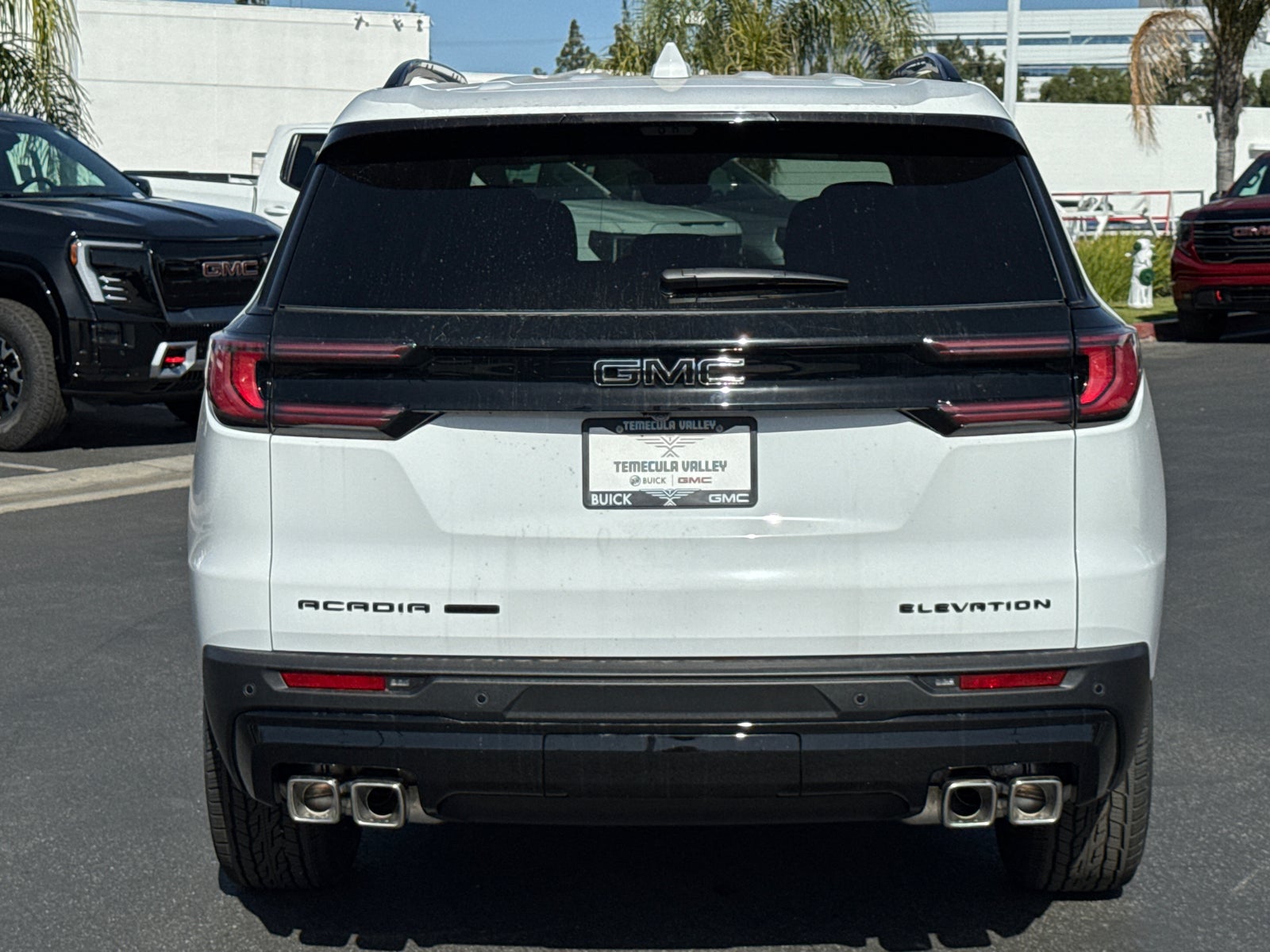 2026 GMC Acadia Elevation