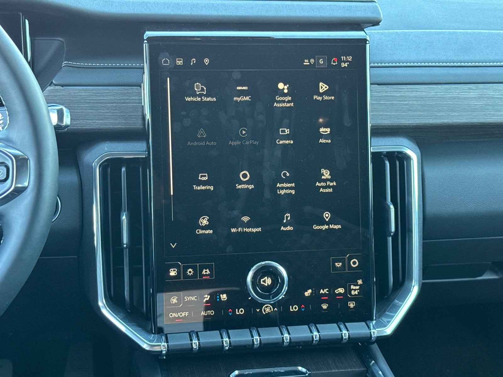 2025 GMC Acadia Denali