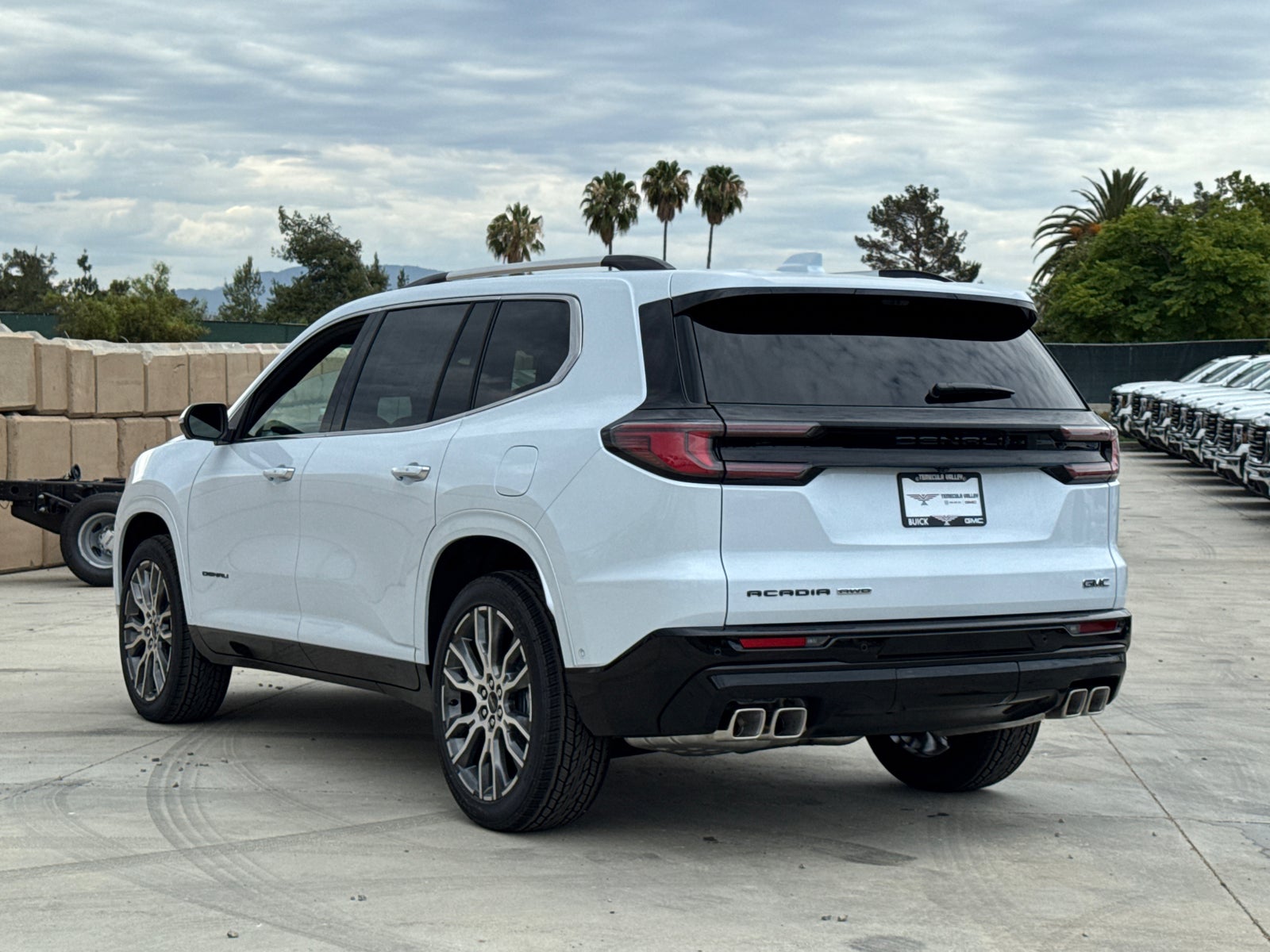 2026 GMC Acadia Denali Ultimate