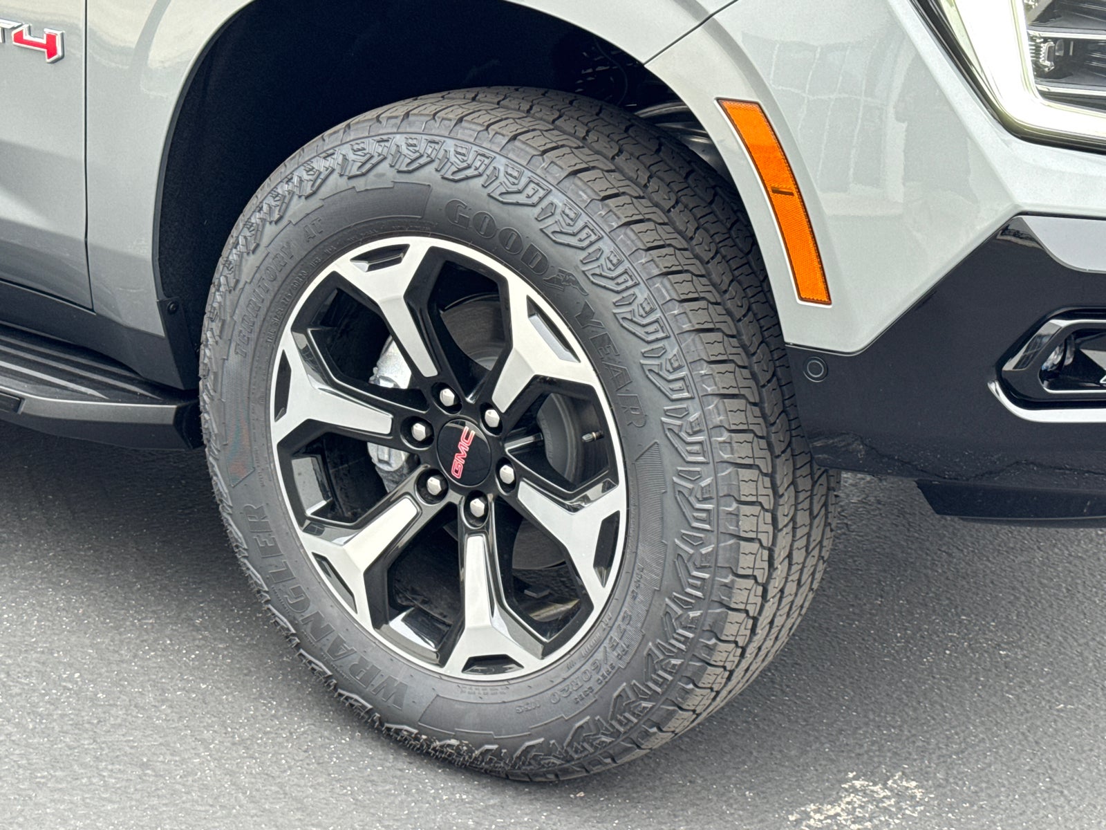 2026 GMC Yukon AT4