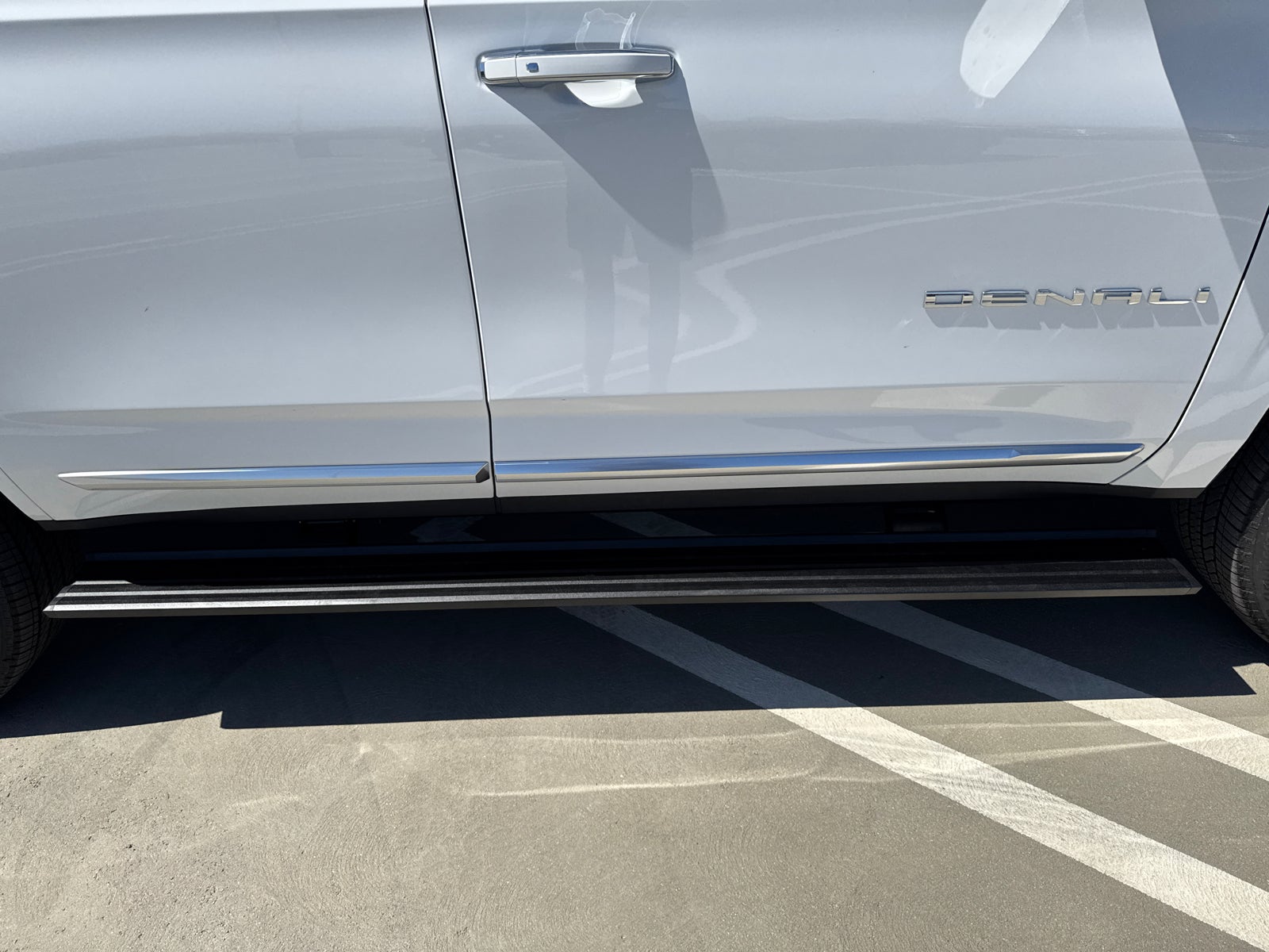 2026 GMC Yukon Denali - Photo 19