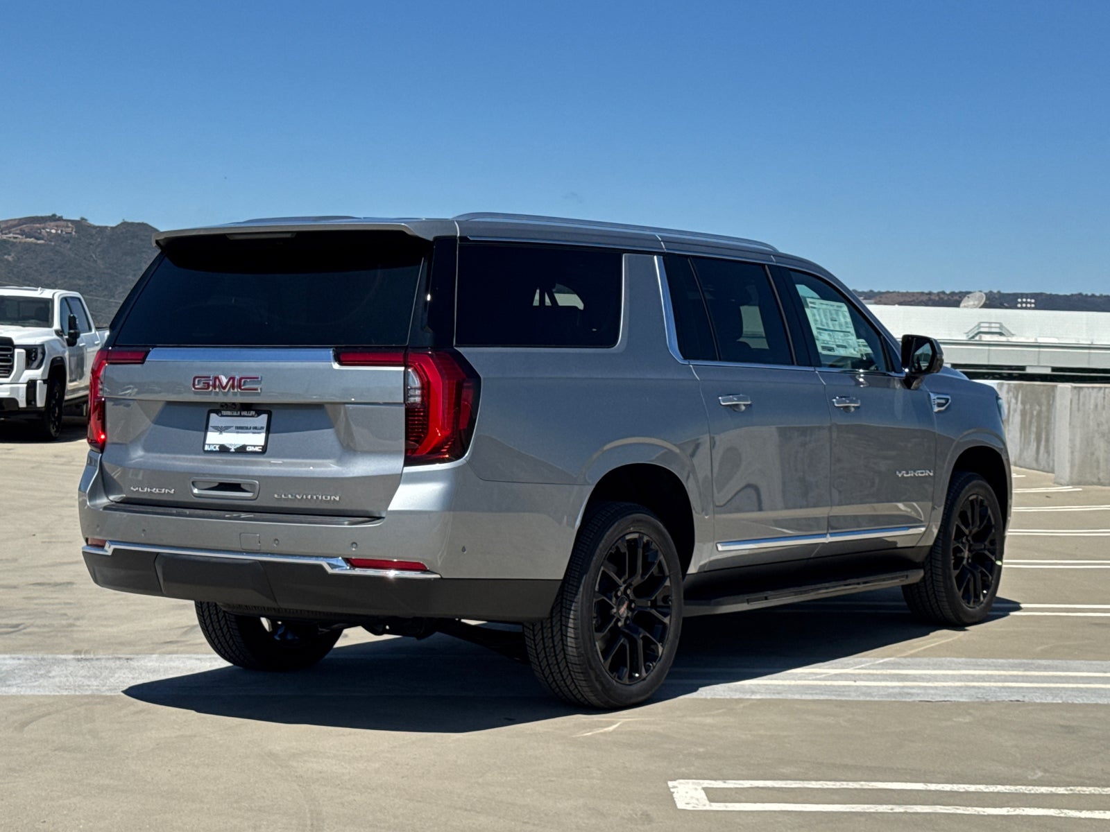 2026 GMC Yukon XL Elevation - Photo 16