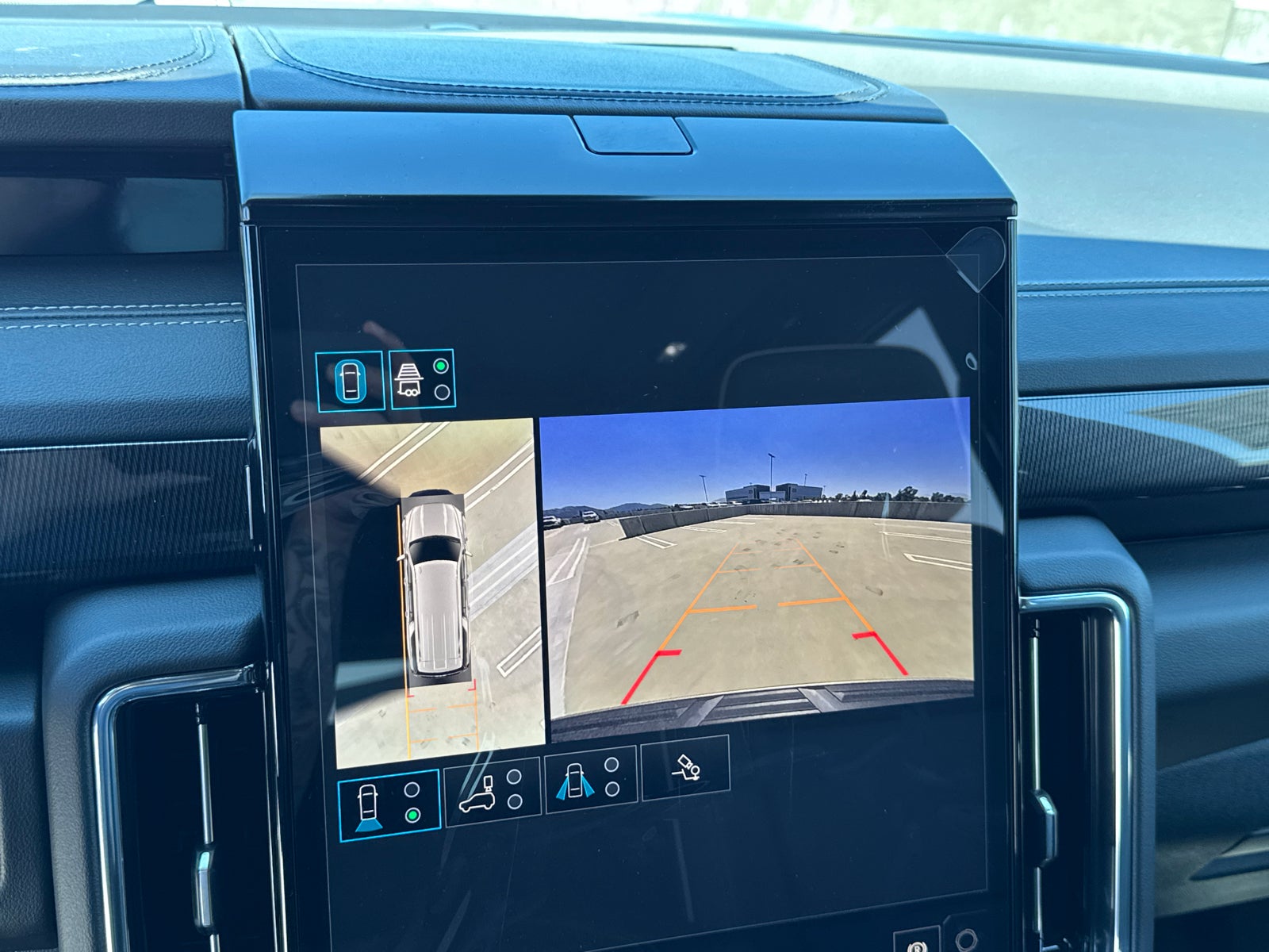 2026 GMC Yukon XL Elevation - Photo 39