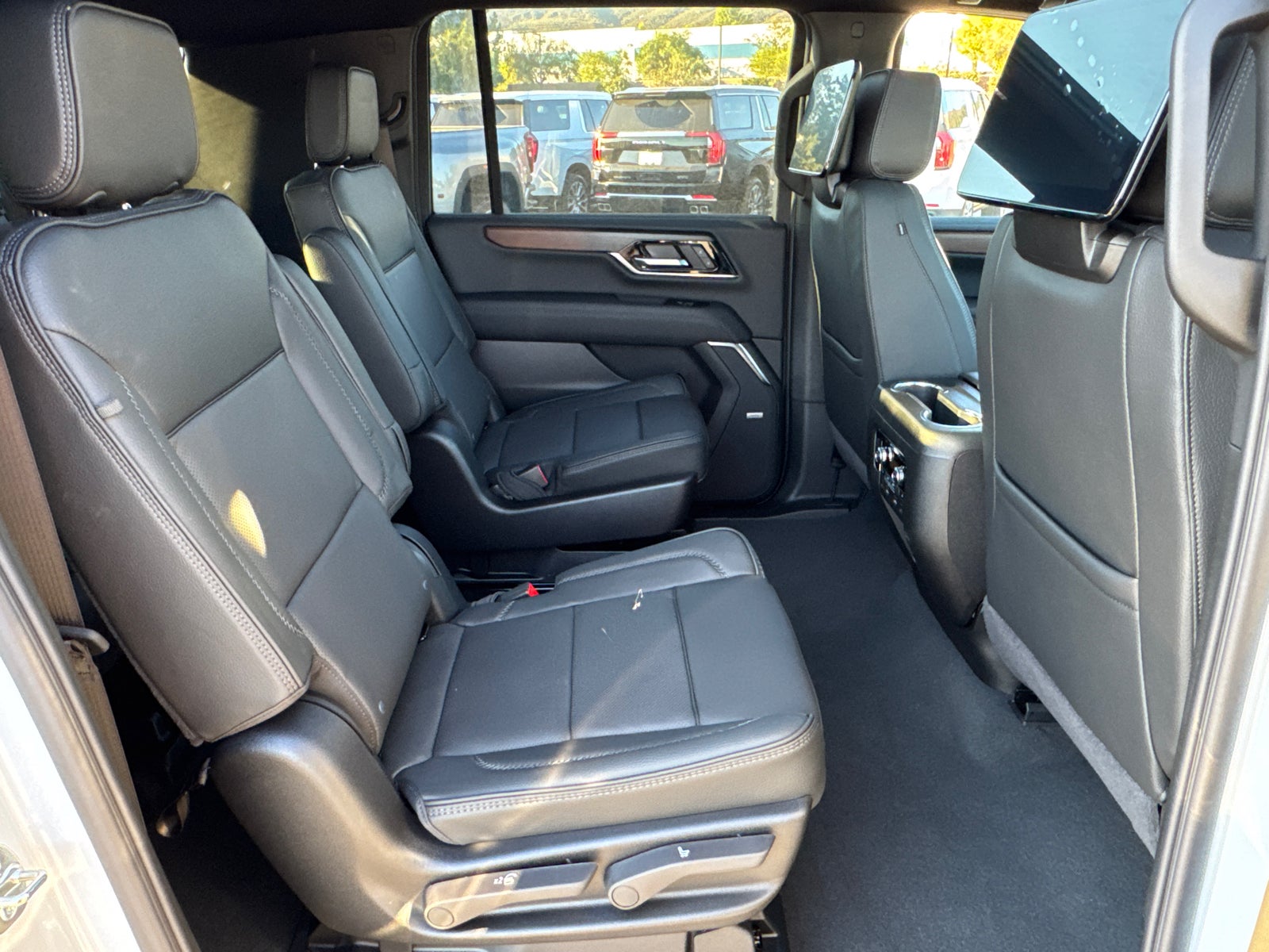 2027 GMC Yukon XL Denali