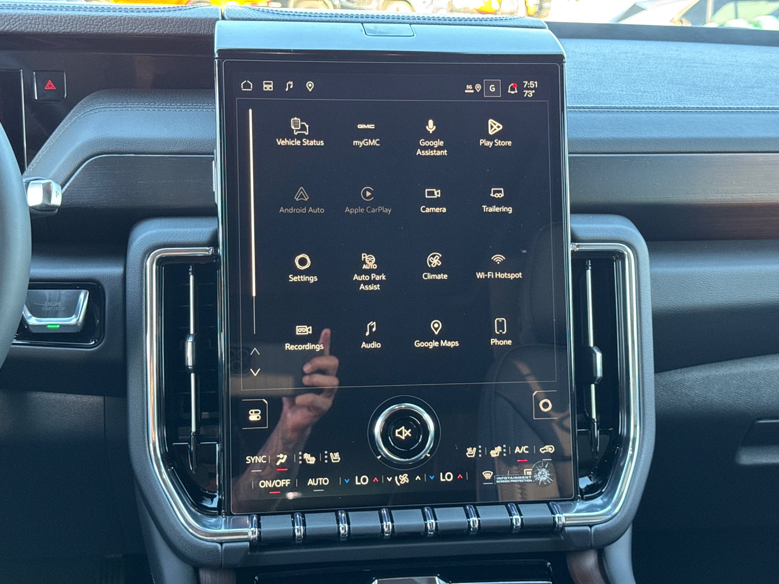 2027 GMC Yukon XL Denali