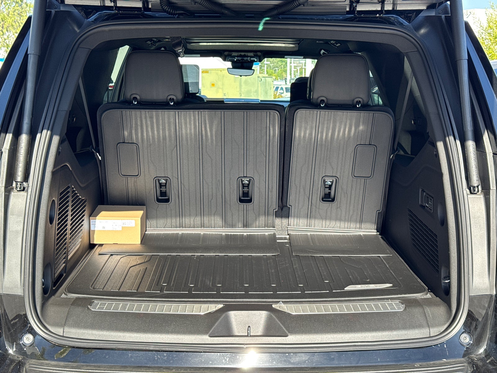 2026 GMC Yukon XL Denali - Photo 11