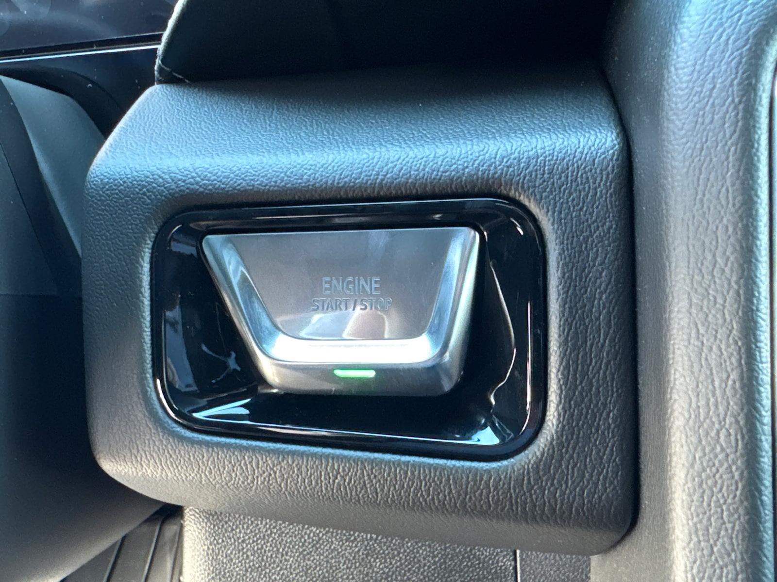2026 GMC Yukon XL Denali - Photo 35