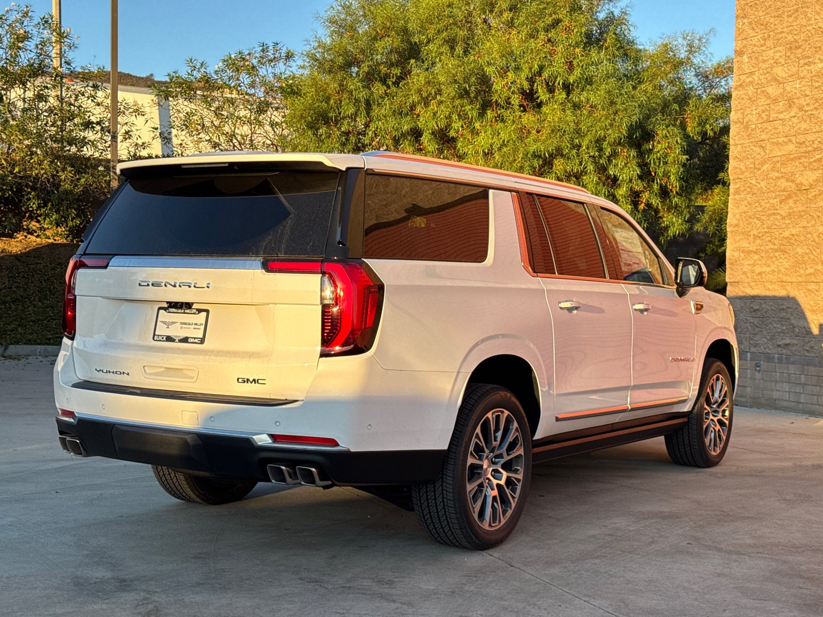 2027 GMC Yukon XL Denali